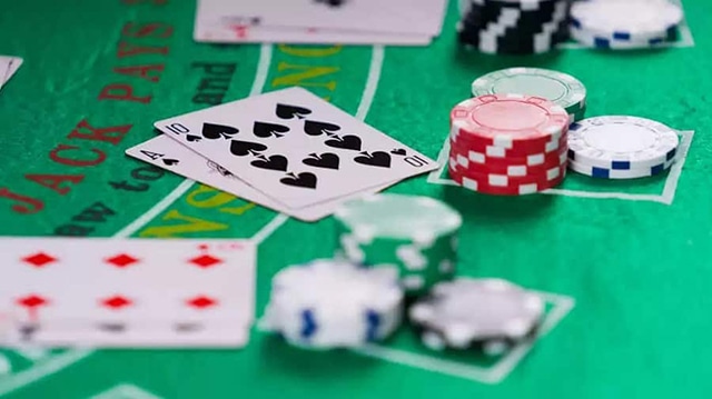 Cách mà người chơi kiếm lợi nhuận với nhà cái thông qua trò chơi Blackjack
