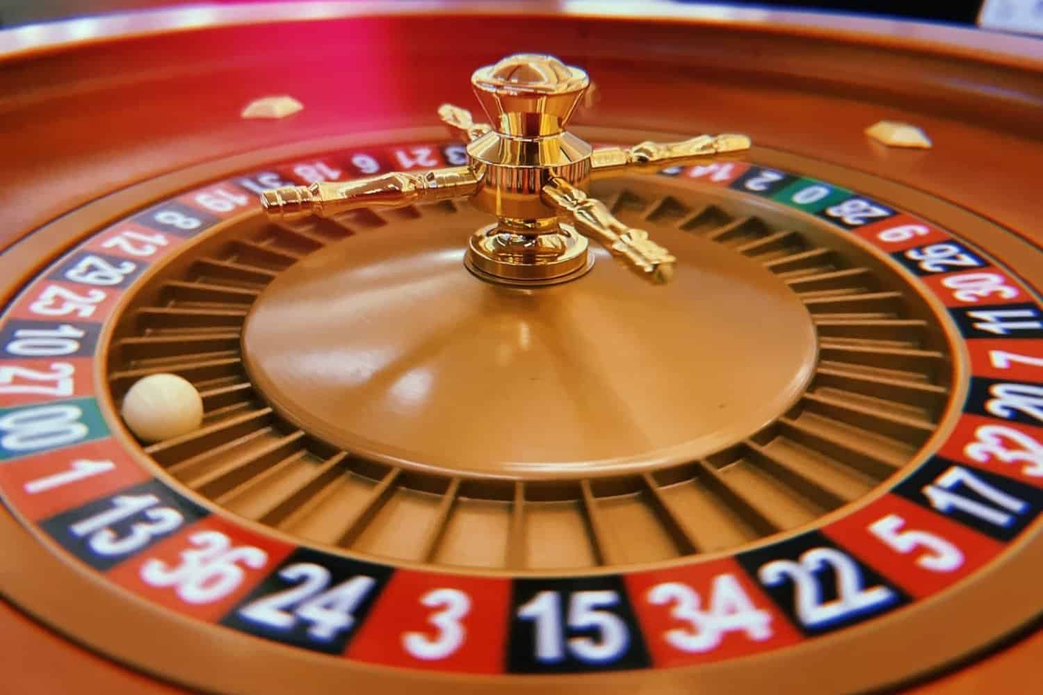 Chi tiết cách để chiến thắng trong Roulette online như thế nào?